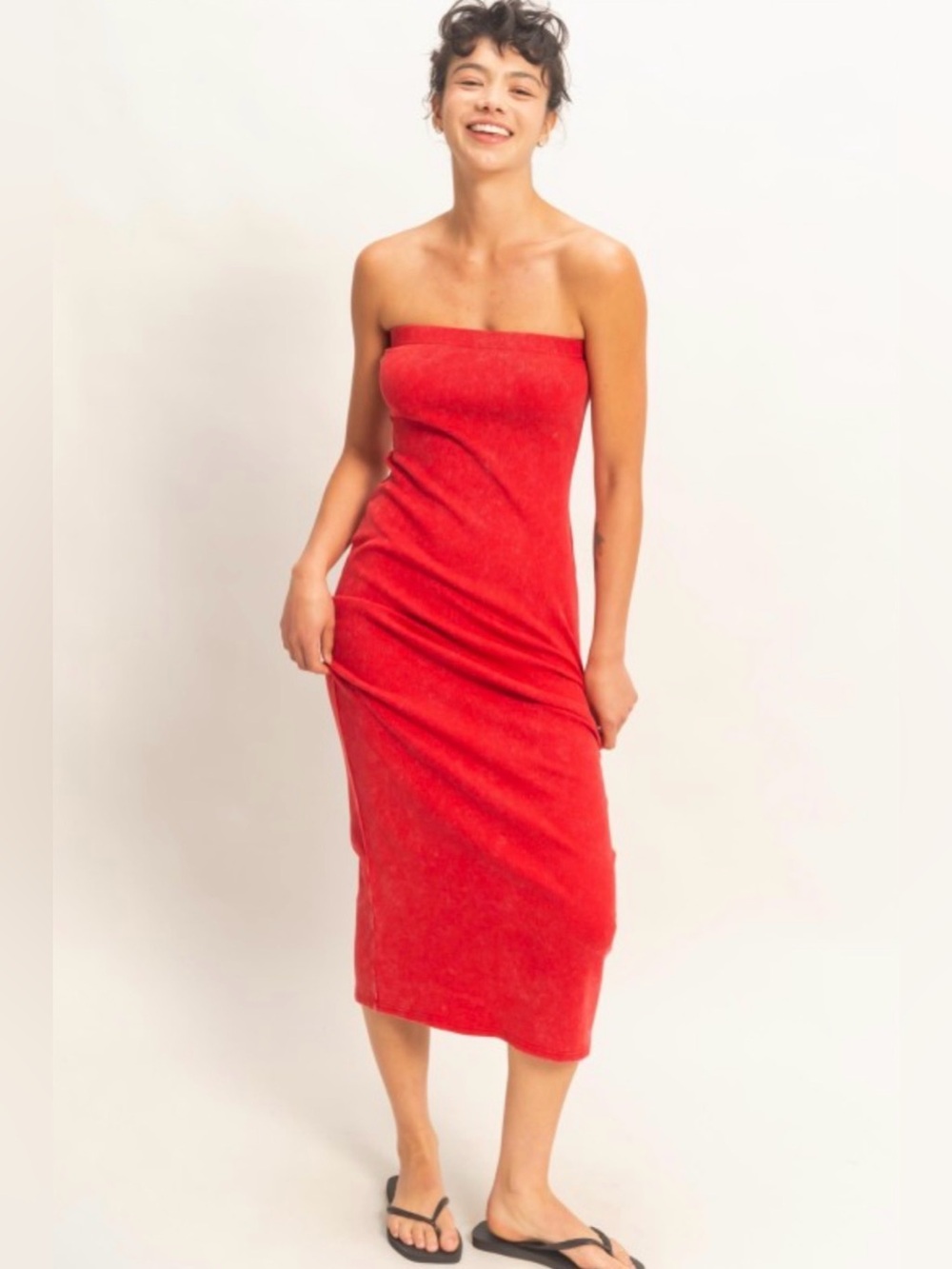 43 Strapless Ribbed Red Midi Dress